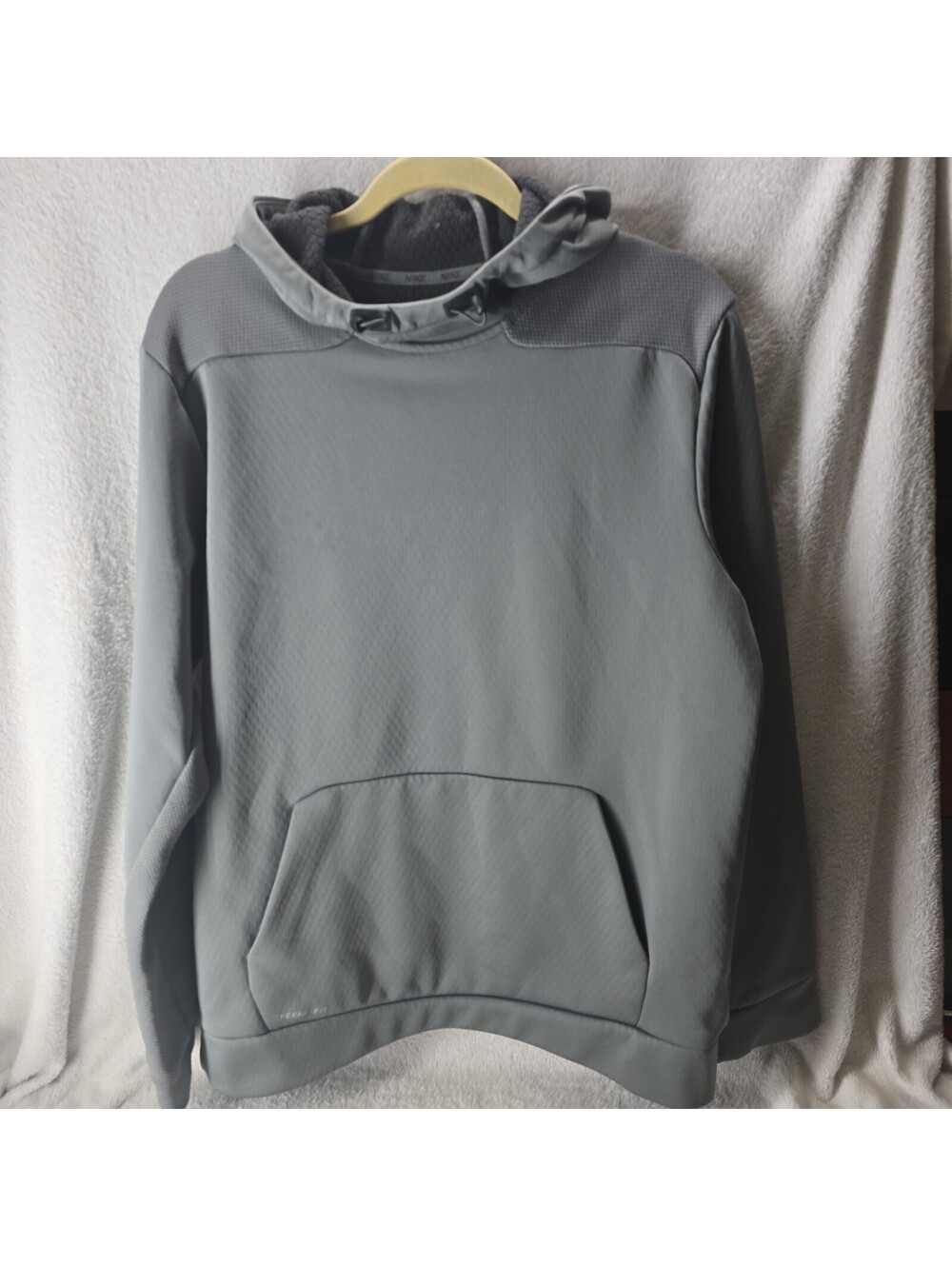 Nike Men's Therma-FIT Large Long Sleeve Logo Hoodie Pullover Seafoam Green Lined